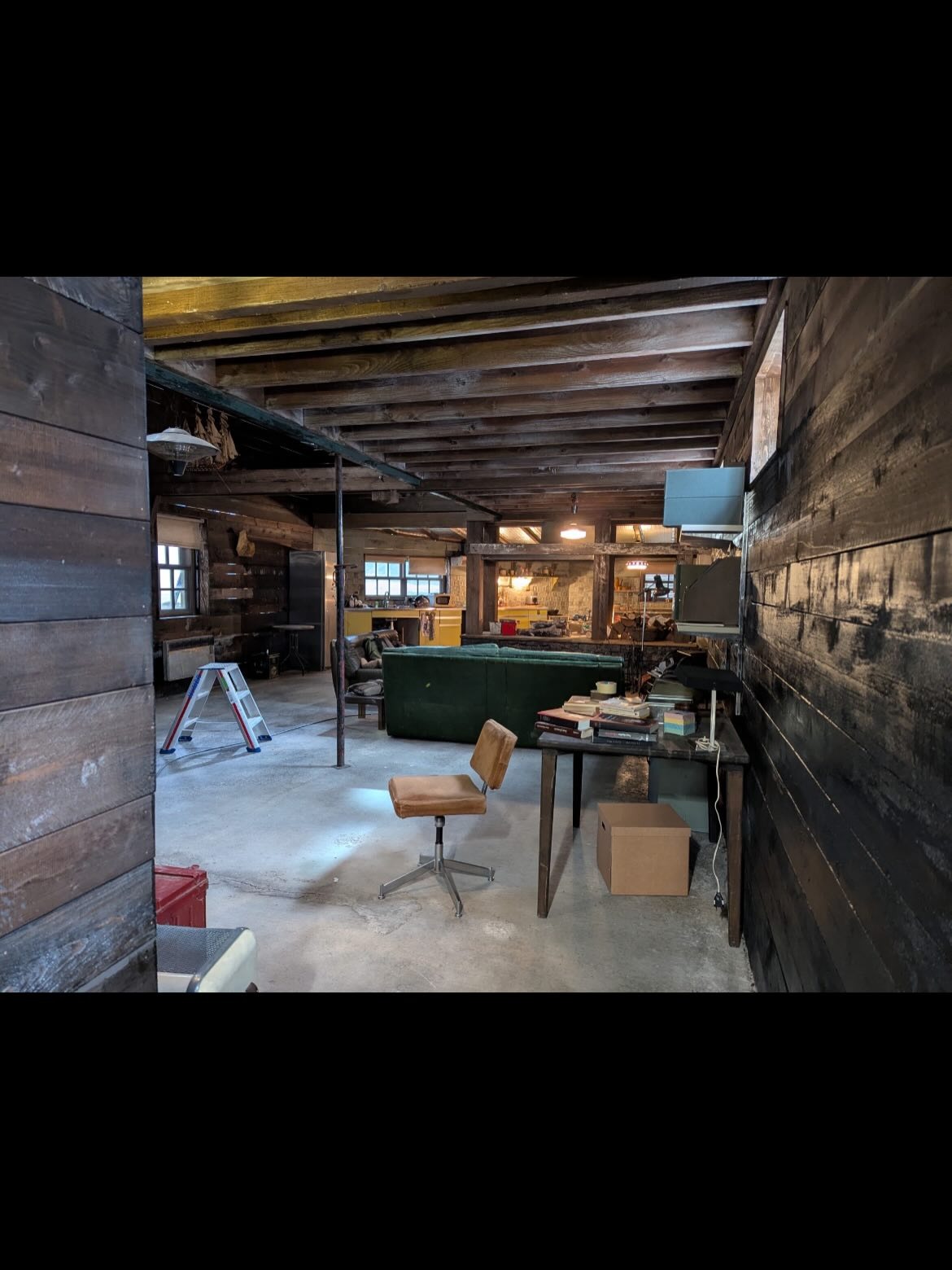 Chape d&eacute;corative pour un d&eacute;cor de cin&eacute;ma image 9