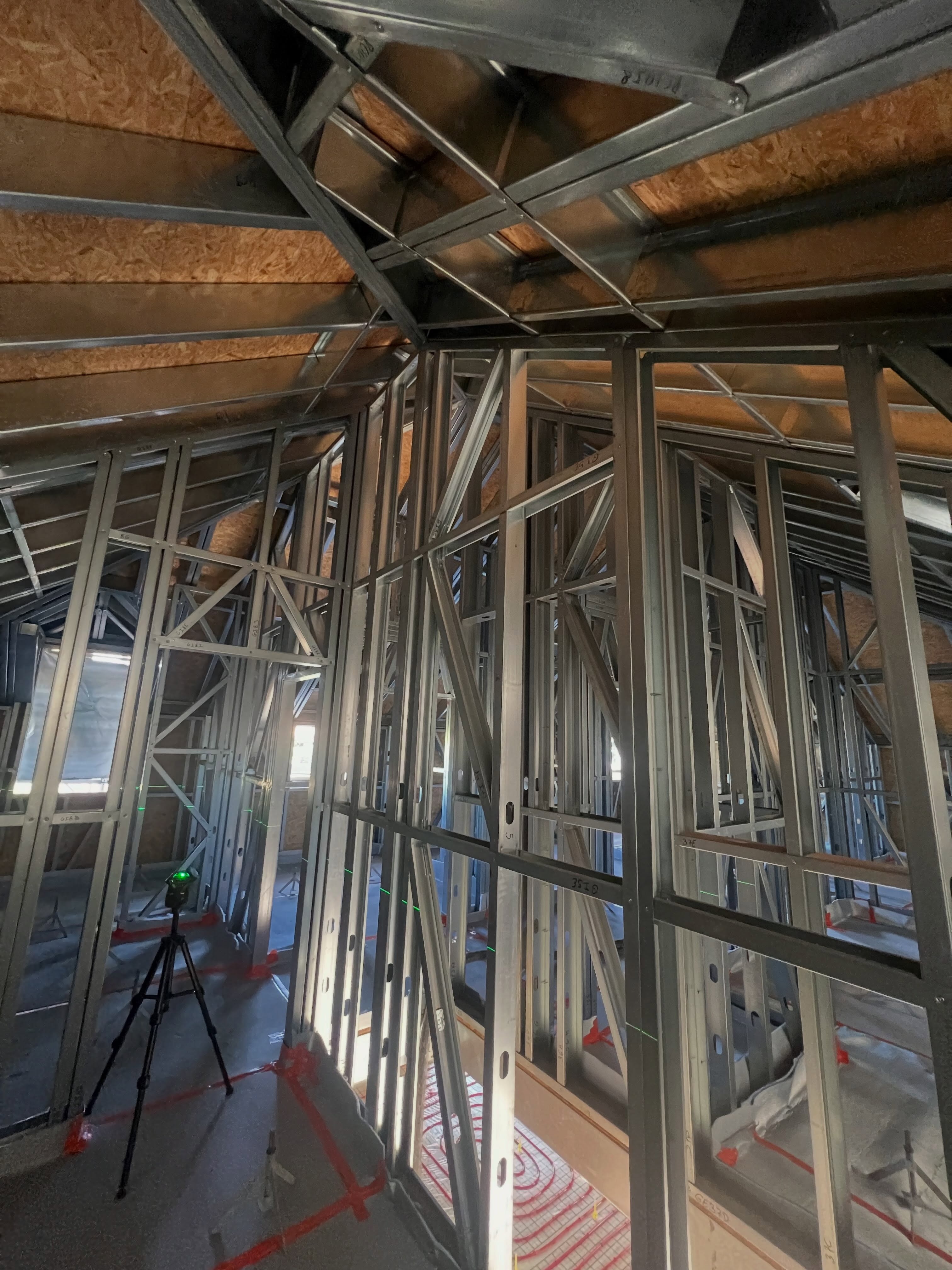 R&eacute;novation avec chape sur plancher bois et plancher chauffant en &Icirc;le-de-France image 3